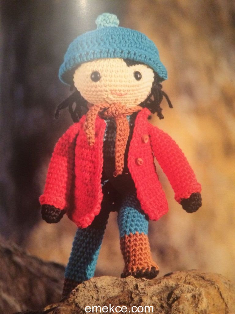 Amigurumi Crochet Doll (Paltolu Kız) Free Pattern Yapılışı