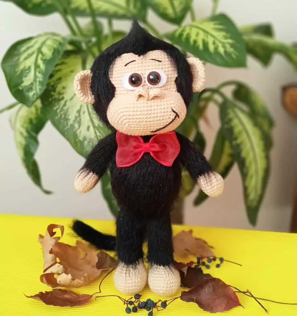 amigurumi monkey
