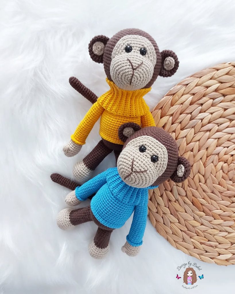 amigurumi monkey