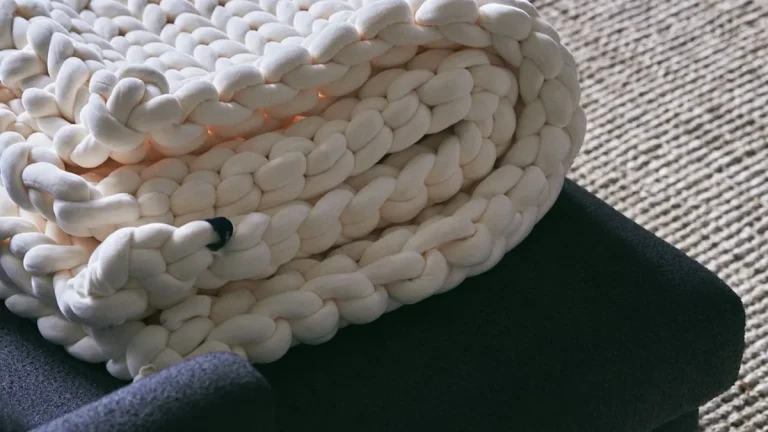 Fa La La Towel Topper