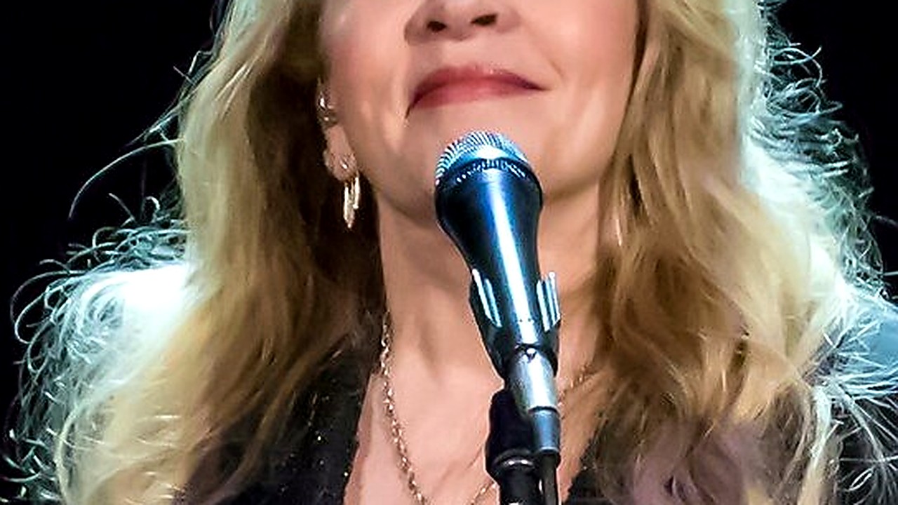 Christina Applegate Says She Had Abortion At 19 In Abuse