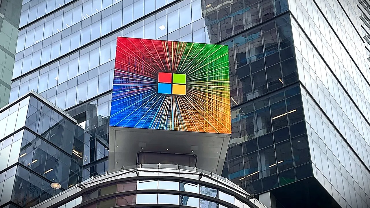 Microsoft Offers Buyouts To Up To 7% Of U.S. Workforce