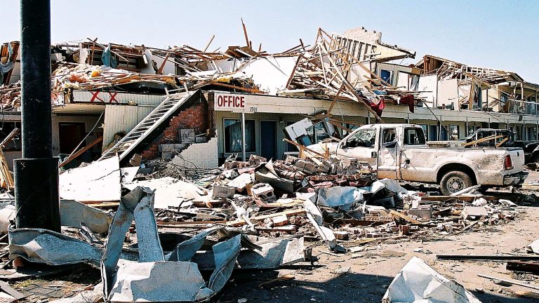 Severe Thunderstorms Sweep Kansas City Metro Thursday Night