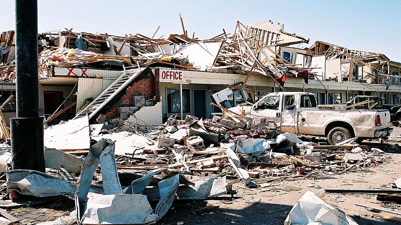 Severe Thunderstorms Sweep Kansas City Metro Thursday Night