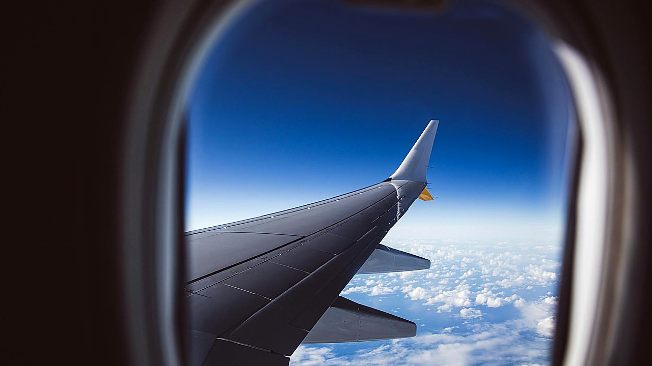 Hantavirus Cruise Evacuees Begin Flying Home From Canary Islands