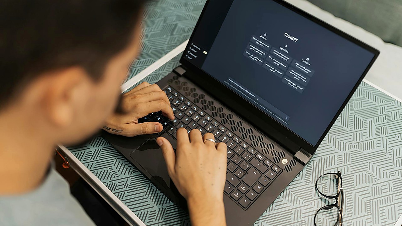 Microsoft Edge Copilot Update Scans Open Tabs For Context