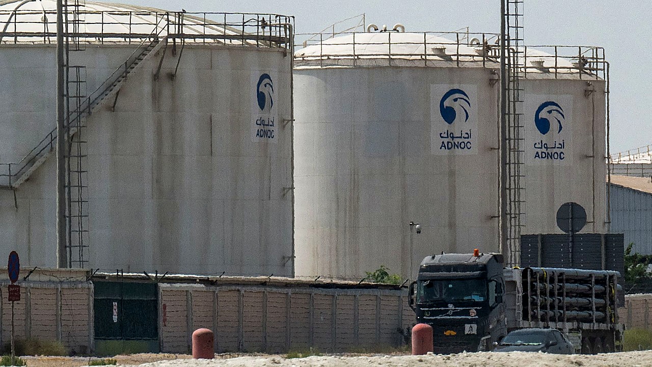 UAE Fast-Tracks Second West-East Oil Pipeline Bypassing Hormuz