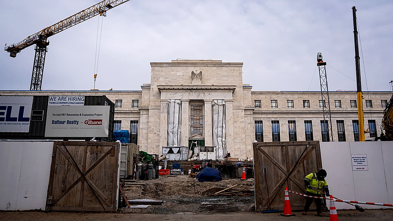Traders Price In Fed Rate Hike After Inflation Reaccelerates