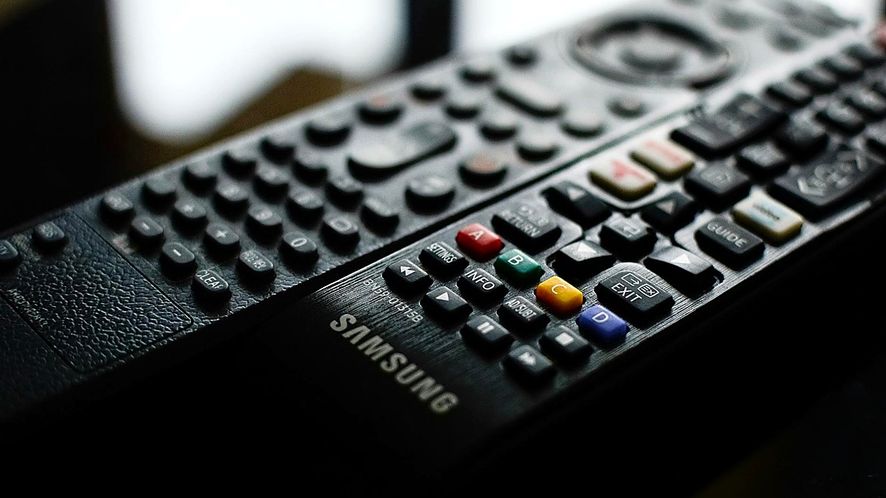 Samsung, Union Hold Last Talks To Avert Chip Plant Strike