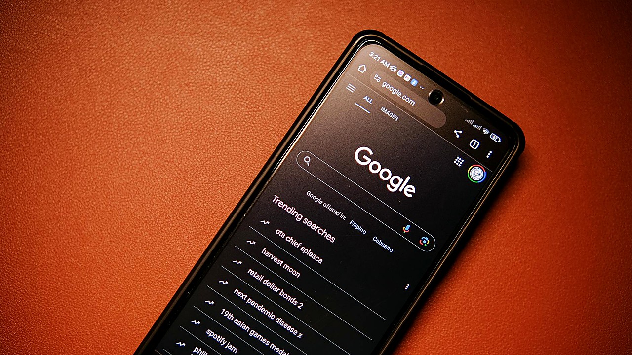 Google Brings Back Smart Glasses With Gemini AI Integration