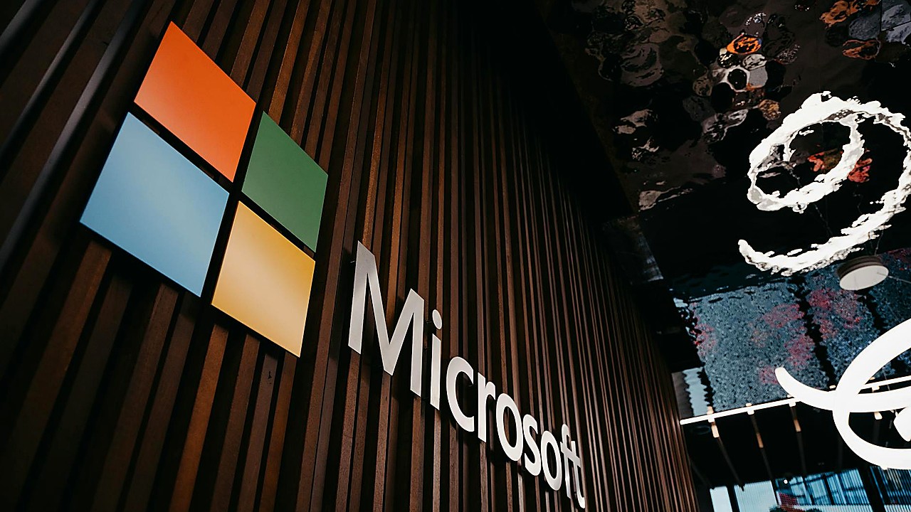 Microsoft Restores Copilot Sidebar Integration In Windows 11