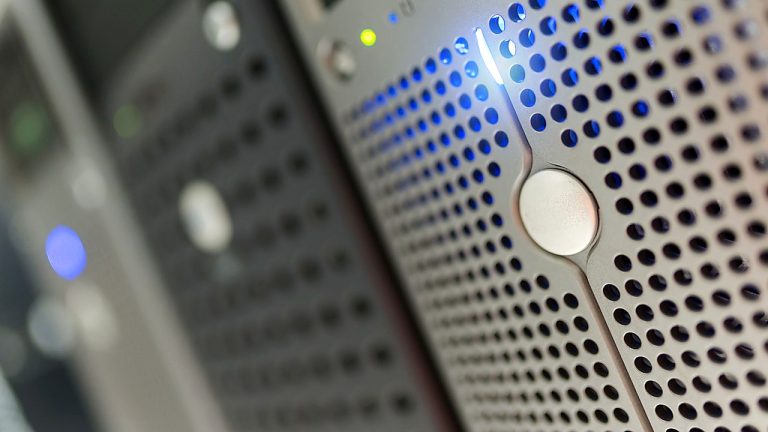 SoftBank Pledges Up To €75 Billion For French Data Centers