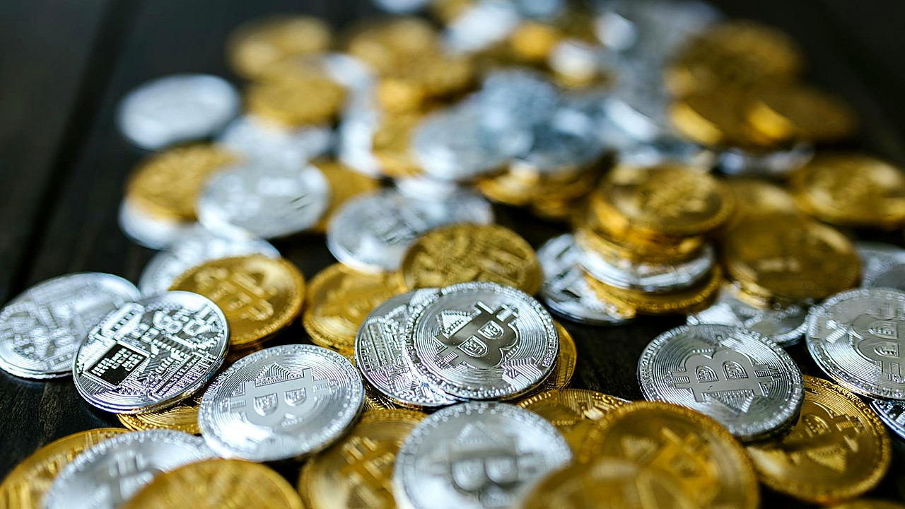 a16zcrypto Raises $2.2B Fund as Crypto Markets Cool