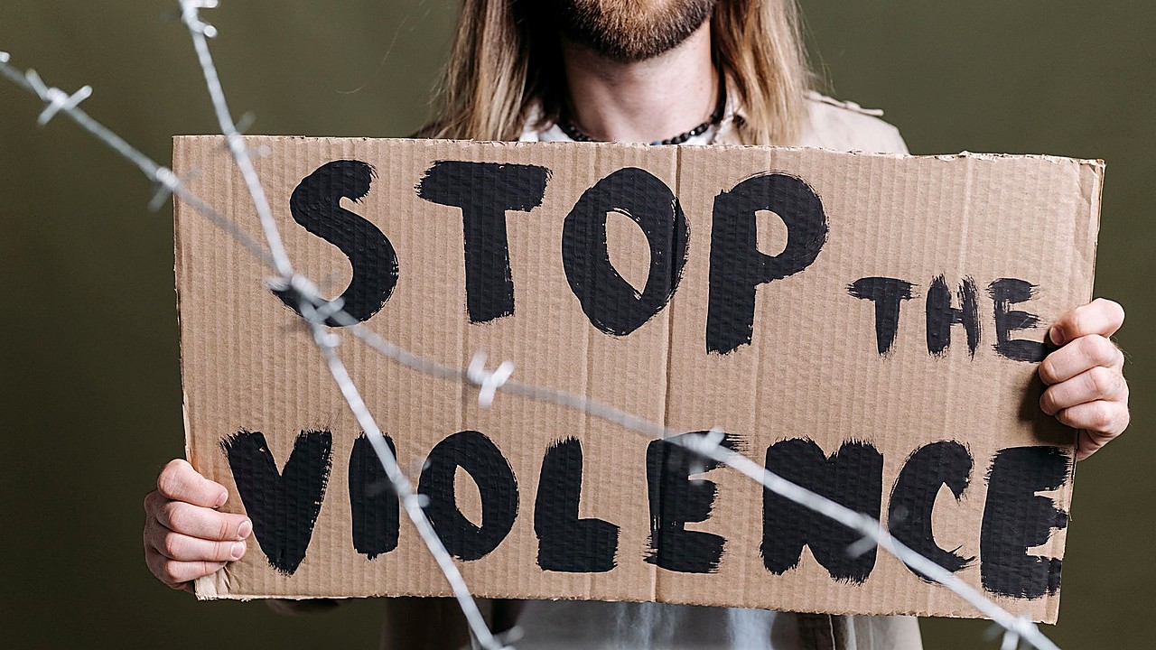 Violent Anti-Immigration Protests Erupt In Belfast After Stabbing
