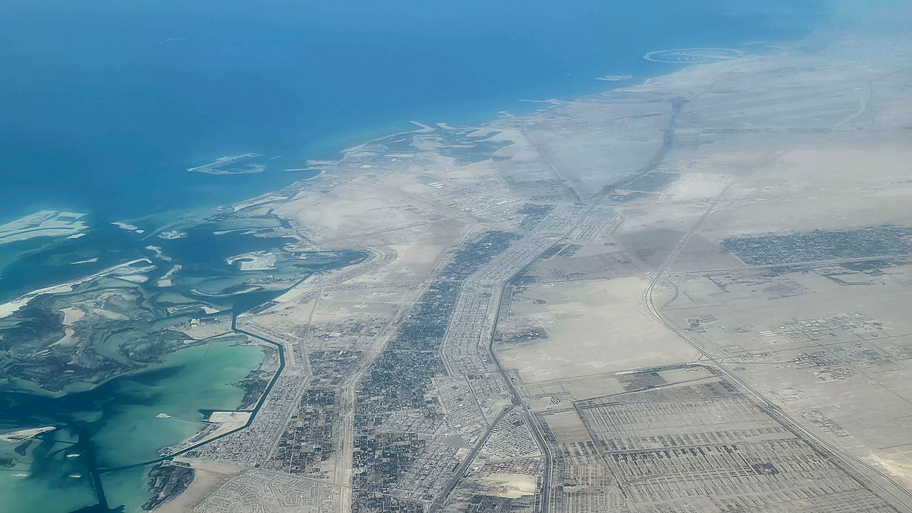 Iran Strikes Bahrain And Kuwait After New U.S. Airstrikes