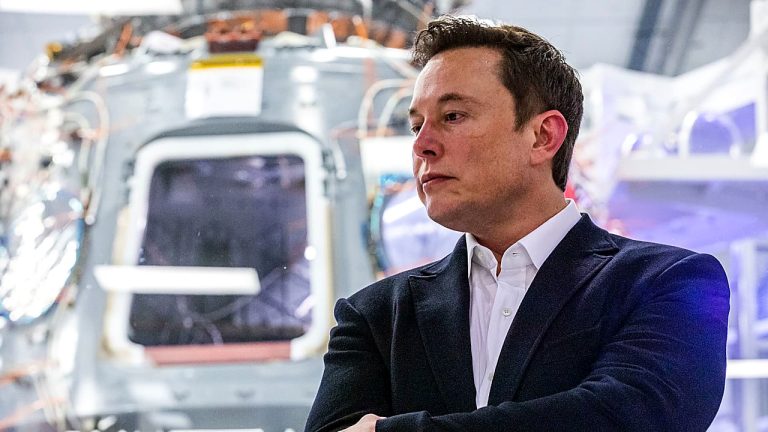 SpaceX Sets $135 IPO Roadshow Price At $1.75 Trillion Value