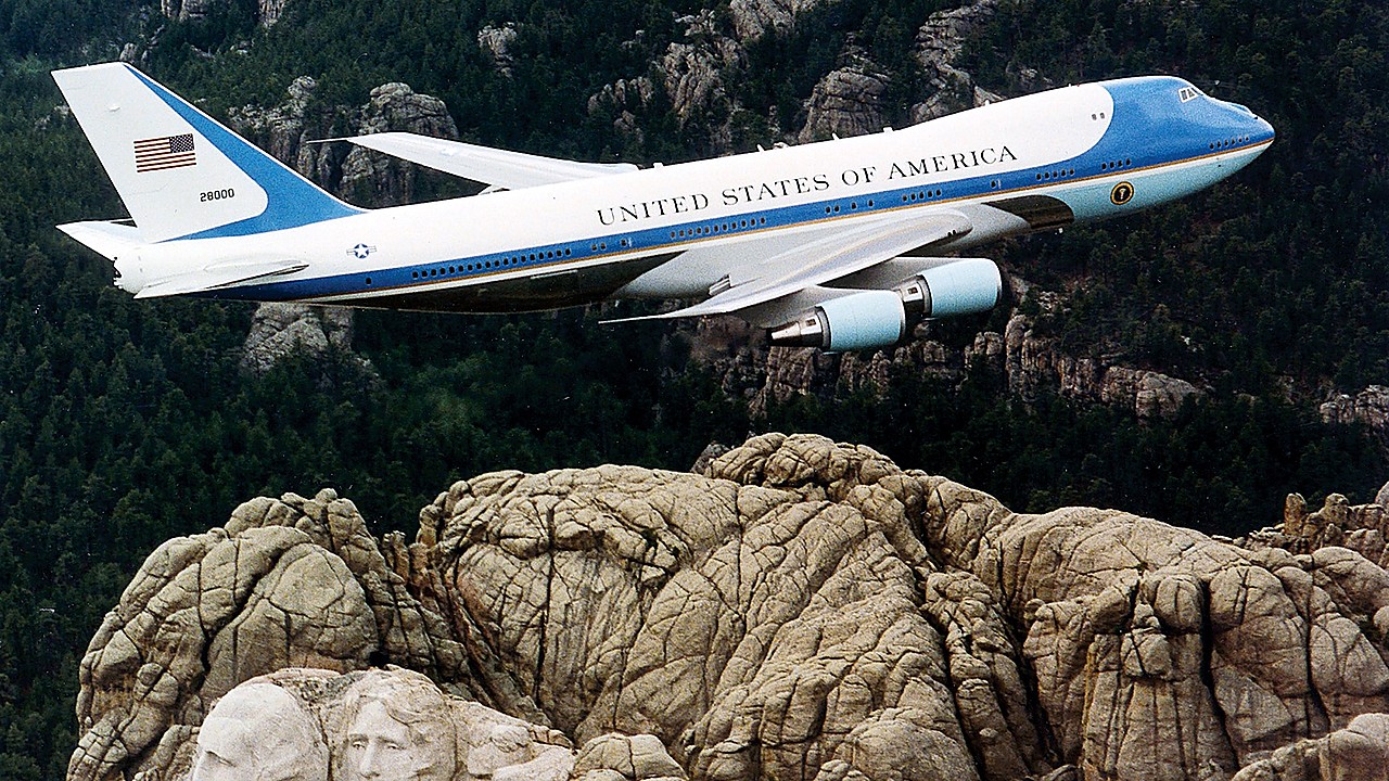 White House Officials Bid Farewell To Air Force One In Service Since 1990