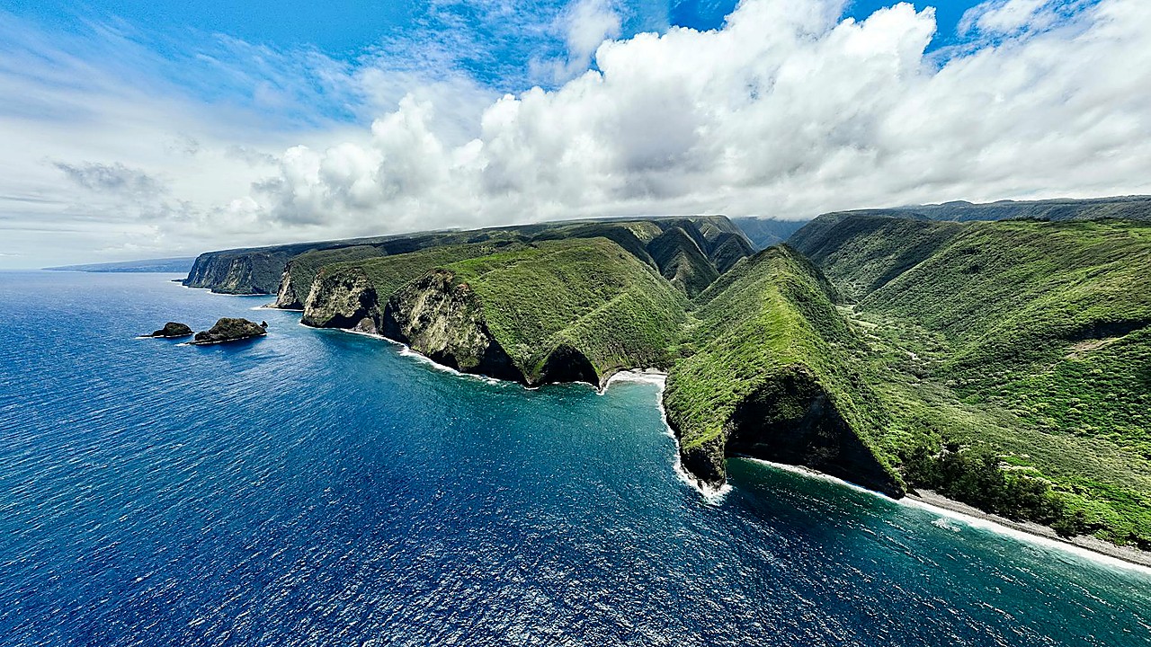 Man Charged With Murder In Deaths Of Three Men On Big Island