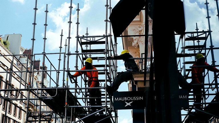 Bouygues-Led Consortium Agrees To Buy SFR For $23.44 Billion