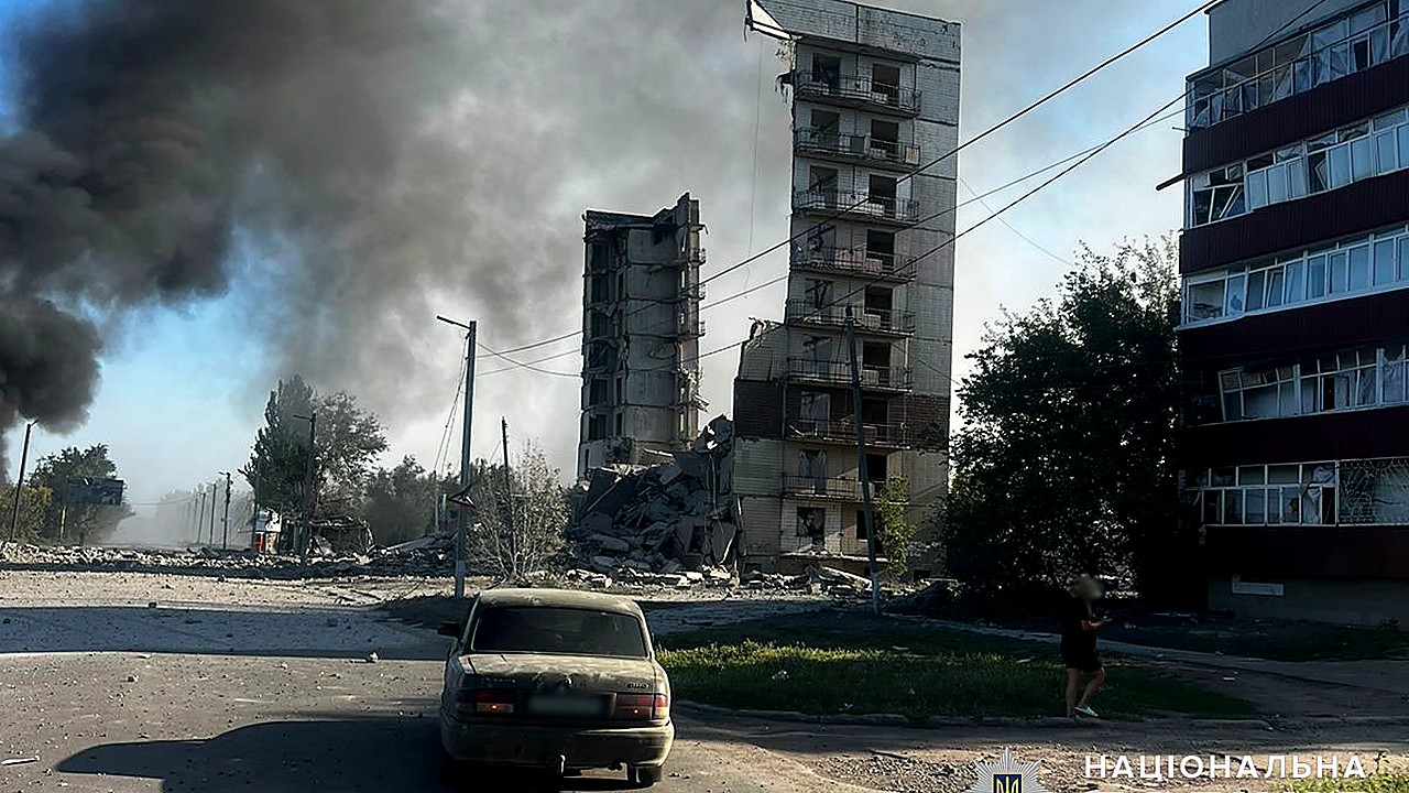 Russian Forces Press Kupyansk Line, Ukraine Reinforces East