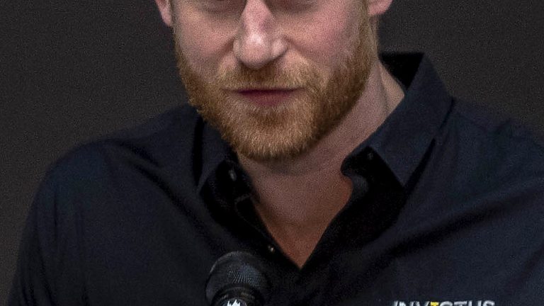 Prince Harry Faces Daily Mail in U.K. Court Over Privacy Claim