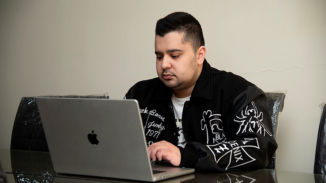 Months After Harsh Email To ICE, Agents Track Man To Home