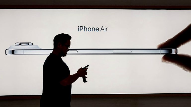 Apple In Talks With Startup To Shrink AI Models For IPhone