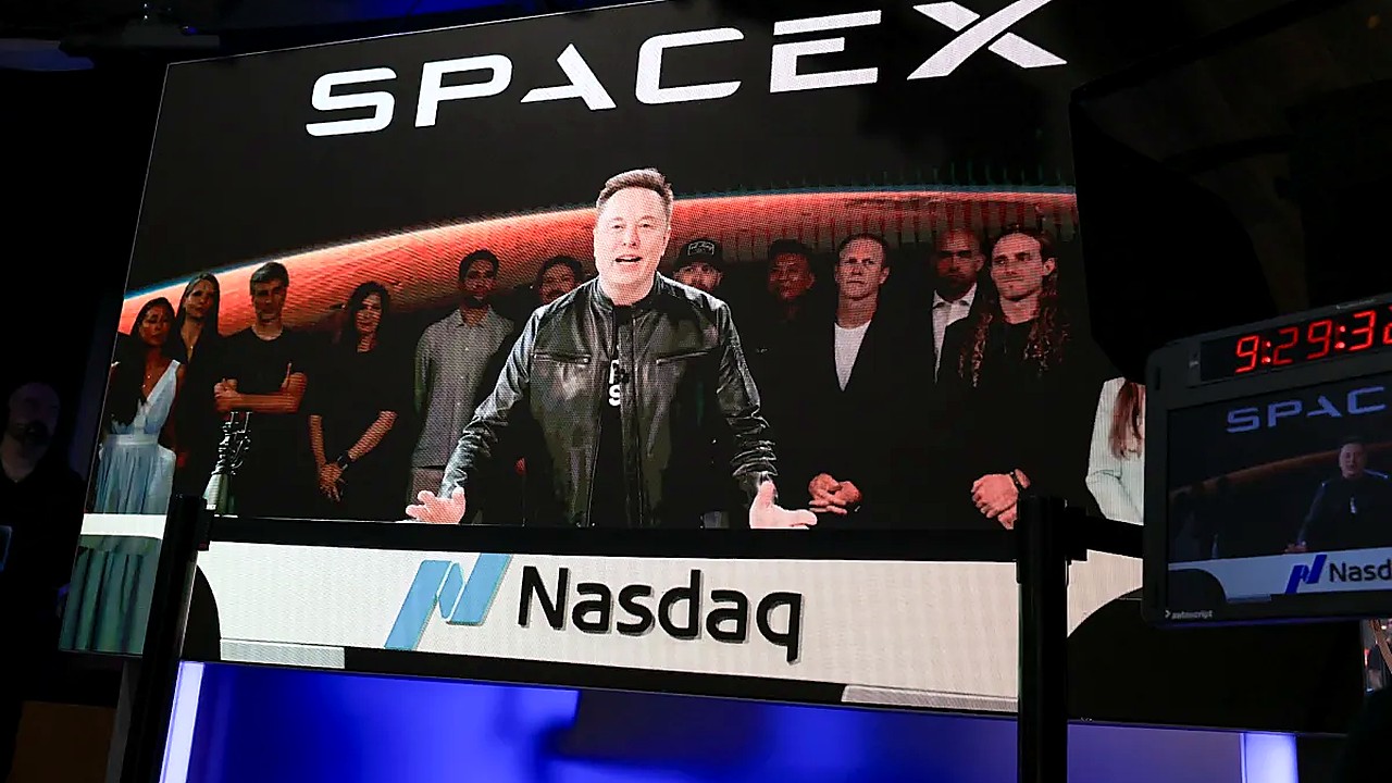 SpaceX Shares Dip Below $135 IPO Price Before Starship Launch