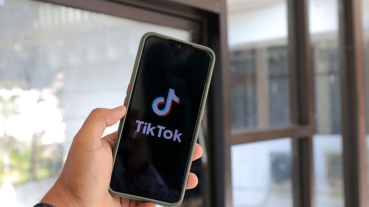 DOJ Says TikTok Downloads No Longer Banned On Federal Devices