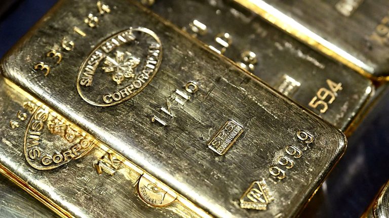 Gold Prices Head Toward First Weekly Gain In A Month
